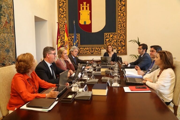 El Consejo de Gobierno aprueba el Decreto regulador del servicio 1-1-2