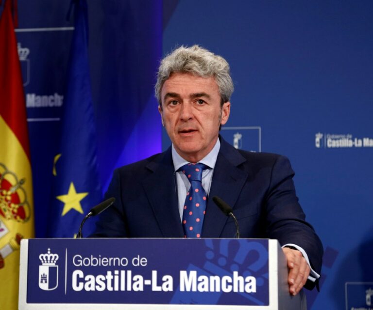 El Gobierno regional aprueba la Oferta de Empleo Público y el concurso de traslados de 2015