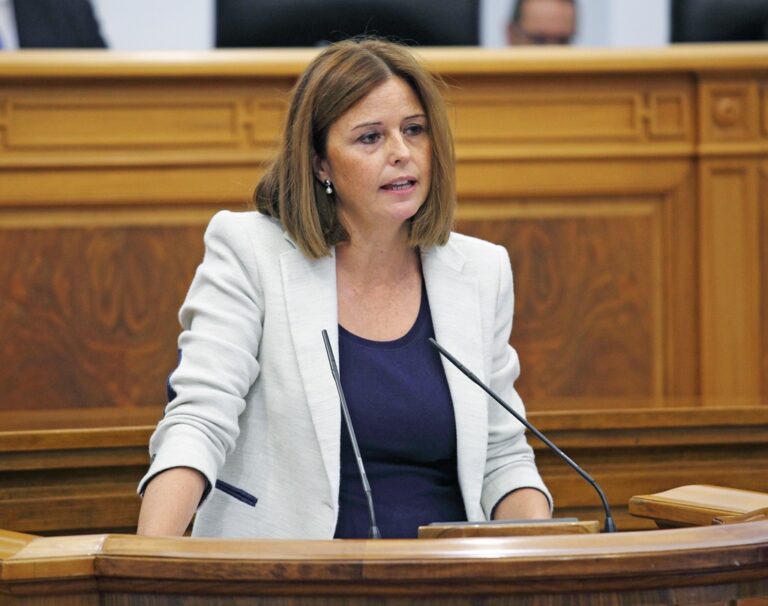 Cortes Valentín exige a Page “que se deje de palabras vacías y empiece a poner hechos encima de la mesa”