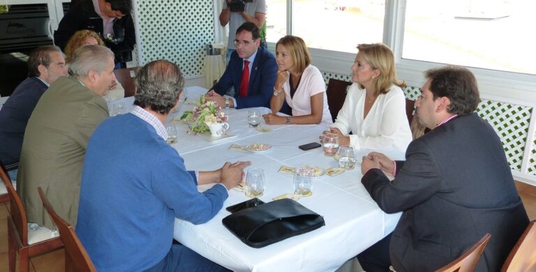 Cospedal destaca “el compromiso histórico” que siempre ha mostrado el Partido Popular con la provincia de Cuenca