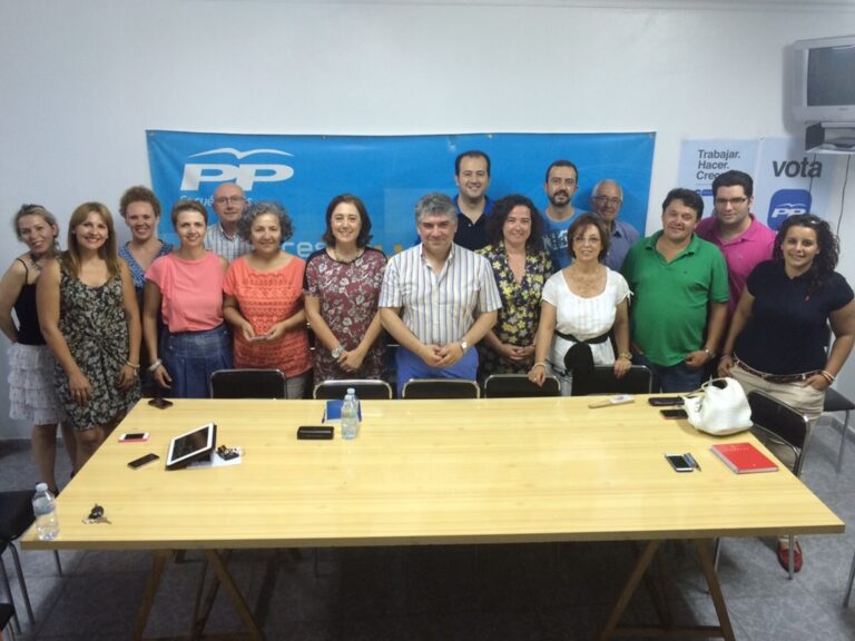 Carlos Cotillas se reunió el lunes con representantes del Partido Popular de Socuéllamos