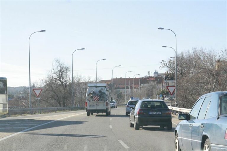 La DGT prevé casi 2,3 millones de desplazamientos por C-LM desde este miércoles en la operación de Navidad