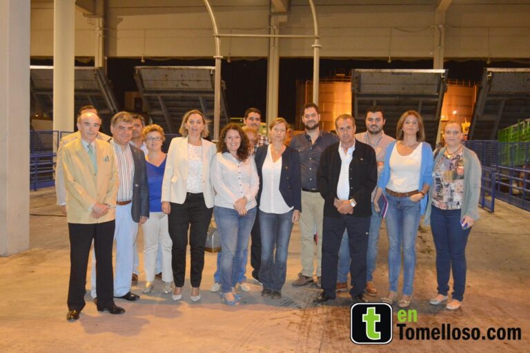 El Partido Popular de Tomelloso vista la Cooperativa Virgen de las Viñas