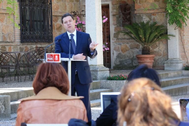 García-Page: ”Me comprometo a firmar con Cospedal un documento antes del 15 de junio para crear 32.000 empleos”
