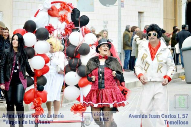 No te pierdas las mejores fotos del Desfile Nacional de de Carrozas y Comparsas