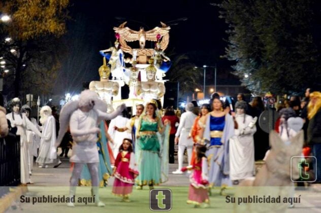 No te pierdas las mejores fotos del Desfile Nacional de de Carrozas y Comparsas
