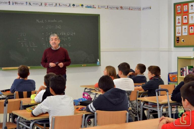 El colegio Félix Grande conmemora el Día de la Constitución Española