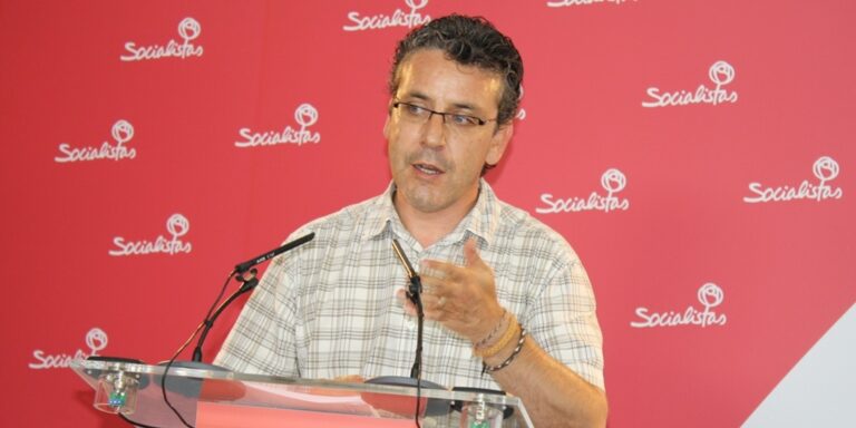 El PSOE propone un subsidio de 426 euros para los parados sin cobertura  de la provincia