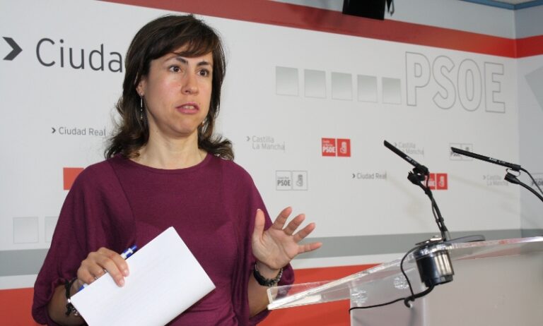 Esmeralda Muñoz: “El PSOE apuesta por un acuerdo global en empleo y economía sostenible”