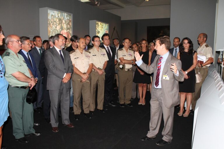 Labrador asiste a la inauguración de la exposición temporal ‘Las Armas del Greco’