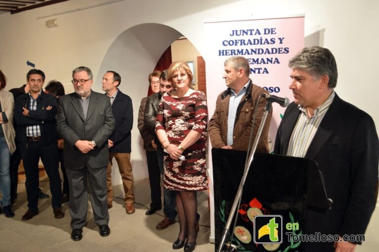 El patrimonio de las cofradías y hermandades de Tomelloso se expone en la Posada de los Portales