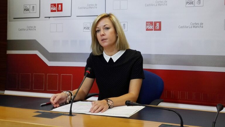 El PSOE destaca que Cospedal “en cuanto ha podido ha soltado su escaño” en Castilla-La Mancha