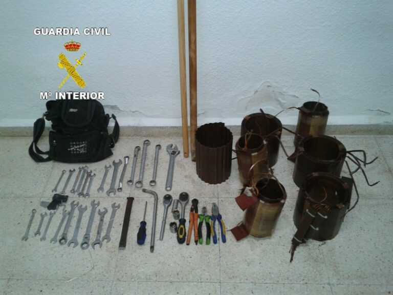 La Guardia Civil detiene a tres personas por el robo de seis bobinas de un transformador