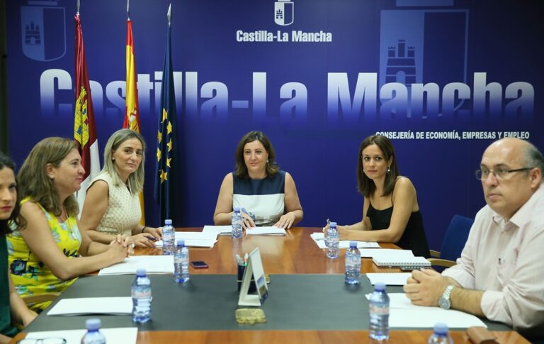 Patricia Franco: “Queremos dar a FARCAMA el impulso que merece para volver a posicionarse en el foco de la artesanía regional y nacional”