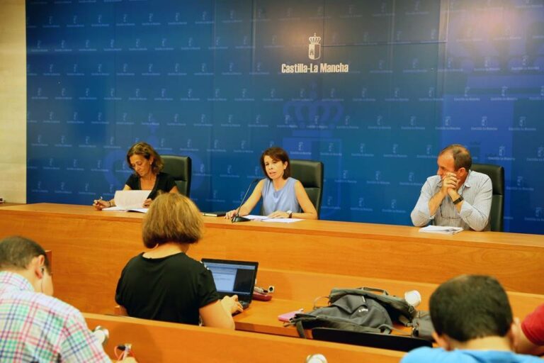 Castilla-La Mancha subvencionará íntegramente los libros de texto en los cursos de la LOMCE