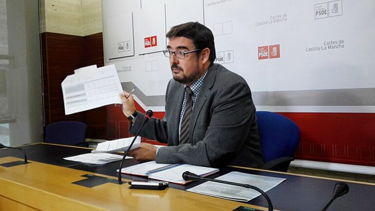 Esteban: “Cospedal convocó el convenio de artes escénicas sin tener el dinero suficiente”