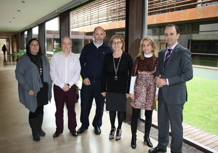 El Gobierno de Castilla-La Mancha presenta el Plan de Hemodonación para 2016