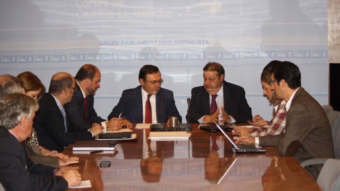 Foto reunion Heredia-Grupo Socialista C-LM