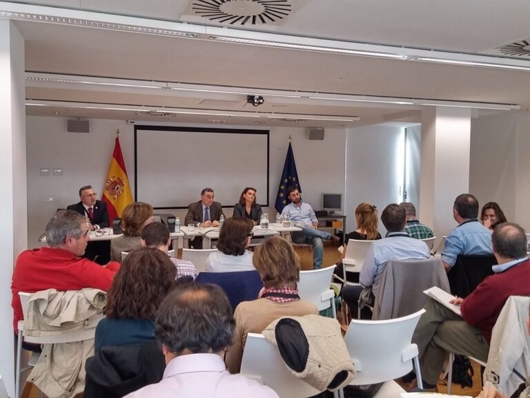 Globalcaja expone el modelo de asesoramiento agrario en el Ministerio de Agricultura