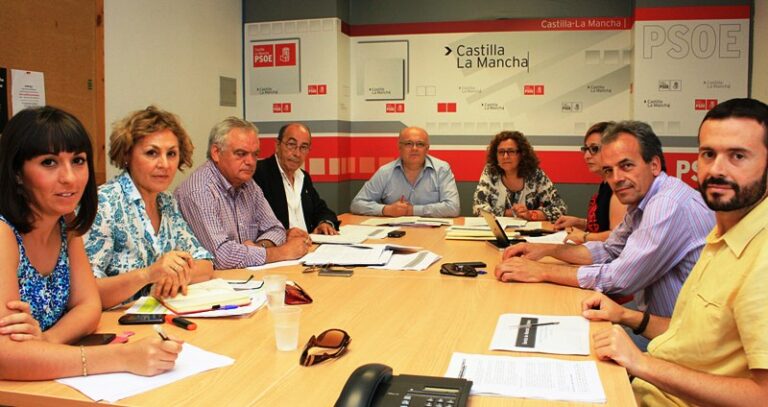 El PSOE afirma que los usuarios de la ayuda a domicilio pagarán 20 euros como mínimo