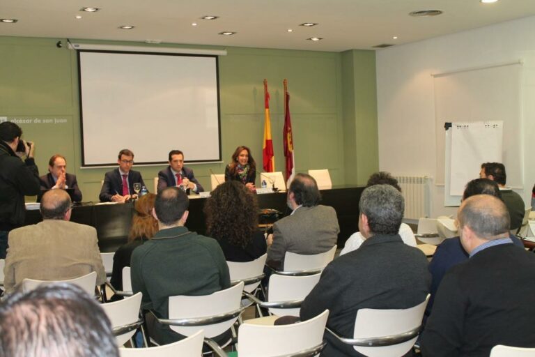 Ana López-Casero: “hacer competitivas a nuestras cooperativas es hacer competitiva nuestra región”