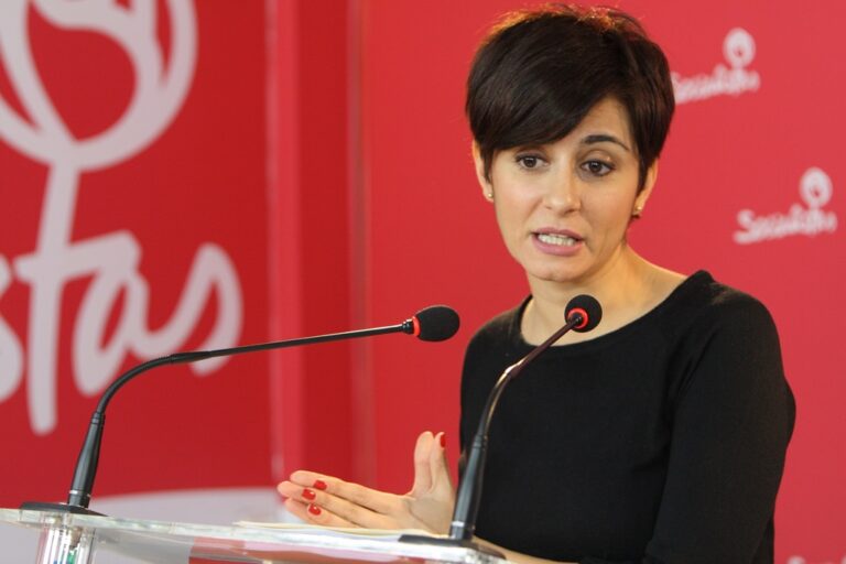 Isabel Rodríguez (PSOE) dice que la cesión de escaños en el Senado es “habitual”