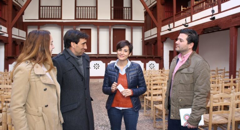 Isabel Rodríguez anuncia que e l PSOE rebajará el IVA cultural del 21 al 10% de forma inmediata
