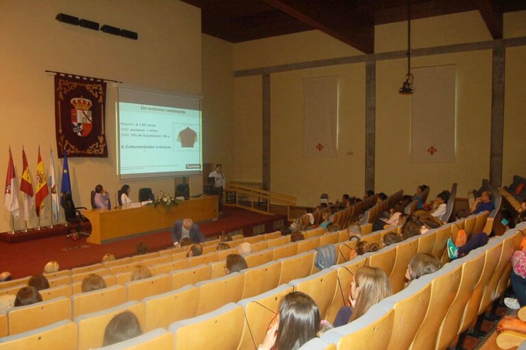 Éxito del IX Certamen Nacional de Enfermería Raquel Recuero presentado hoy en  Talavera