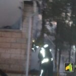 Aparatoso incendio sin consecuencias personales en un chalet de CODETOSA en Tomelloso