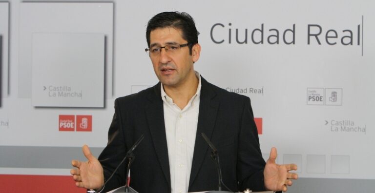 El PSOE C-LM exigirá a la Junta más recursos educativos y la instauración de las becas de comedor