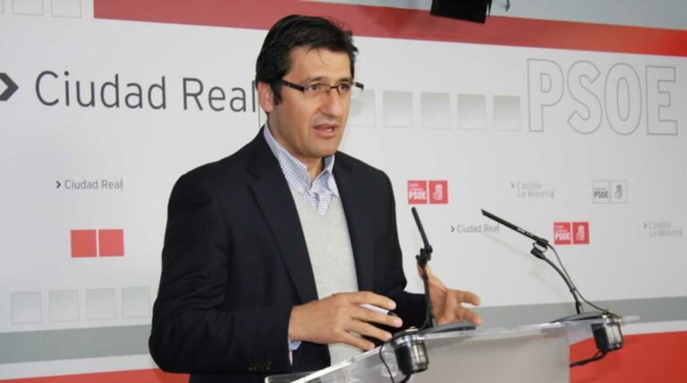 Caballero pide un pacto PP-PSOE para poner en marcha un plan de empleo urgente