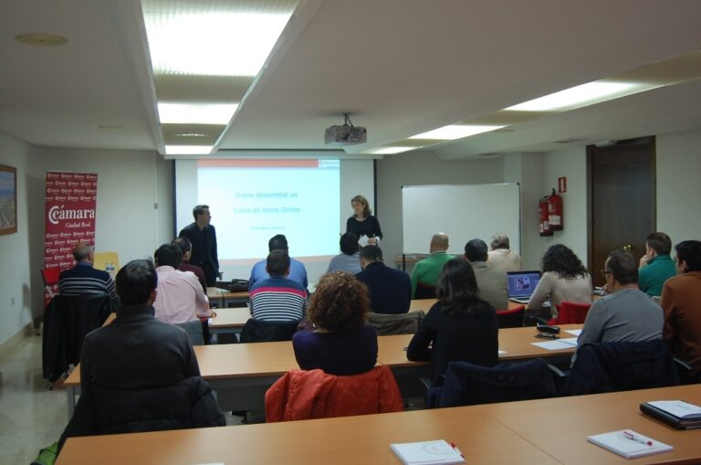 Formación especializada para dinamizar y consolidar la industria cultural en la provincia