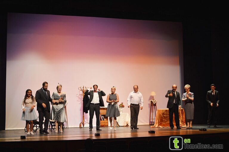 “Las tres perfectas casadas” de Anacrusa, brillante final de la XXII Muestra Local de Teatro de Tomelloso