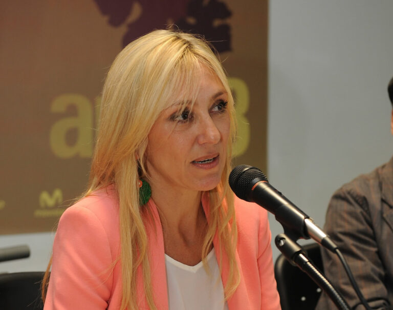 Marta Robles: “Elijo el vino en función del estado de ánimo más que del maridaje con la comida”