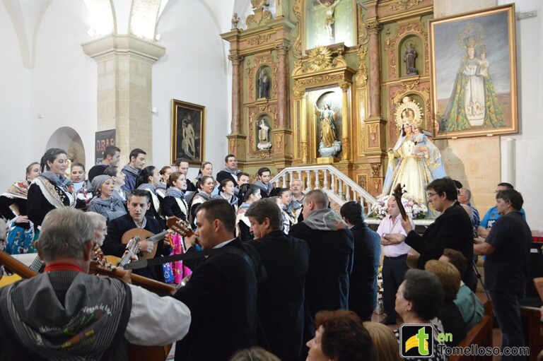 Gran éxito del XIV Festival de Mayos del Grupo Virgen de las Viñas de Tomelloso