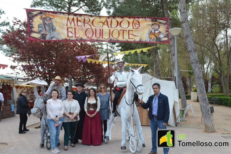 El Parque de la Constitución de Tomelloso acoge hasta el domingo el Mercado del Quijote