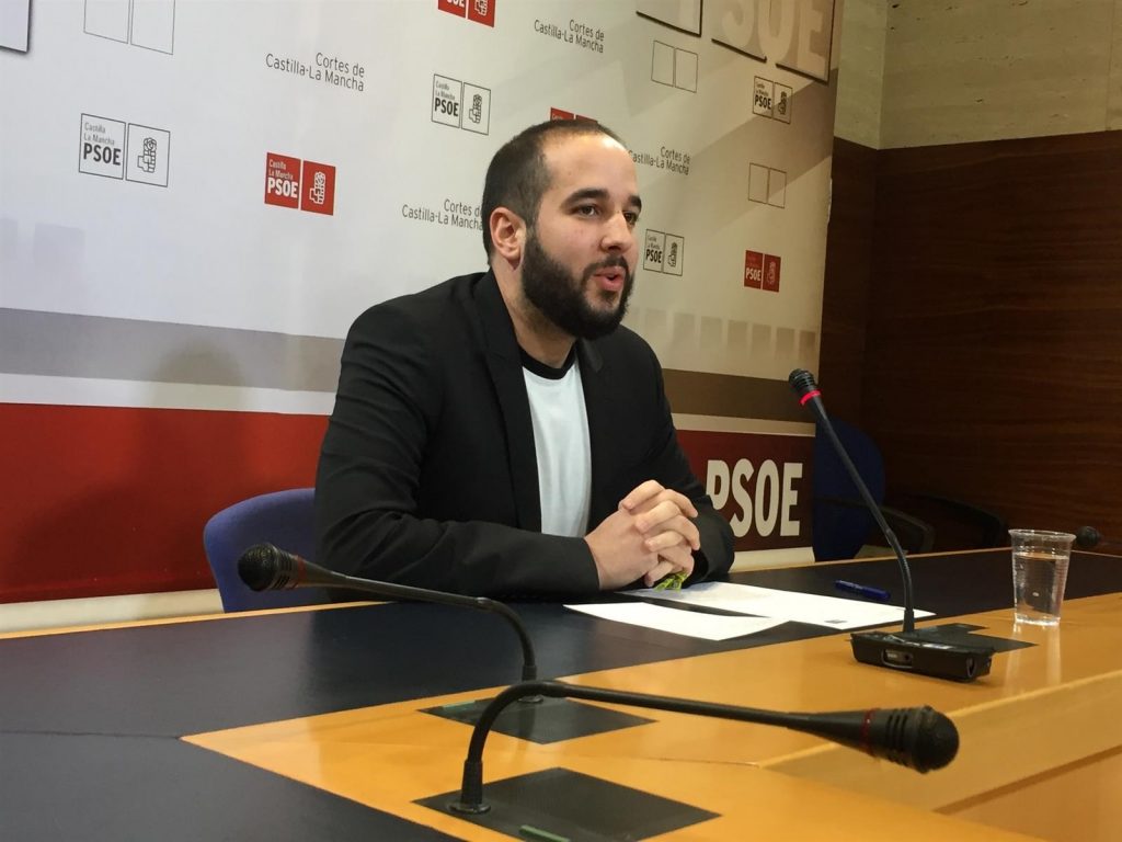 PSOE quiere que ningún grupo “ponga palos en las ruedas” en el proceso de enmiendas