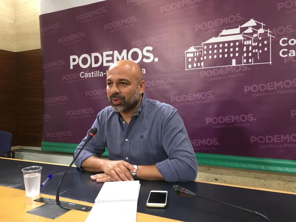 Molina dice que los militantes no tienen competencia sobre apoyar las cuentas