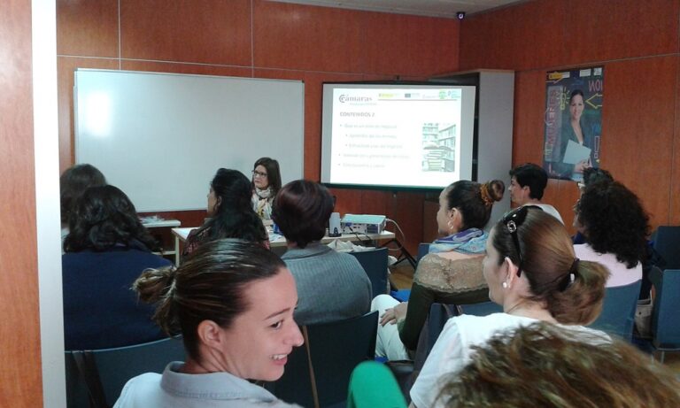 El viernes acaba el plazo de inscripción al Programa de Emprendimiento Femenino de la AECT