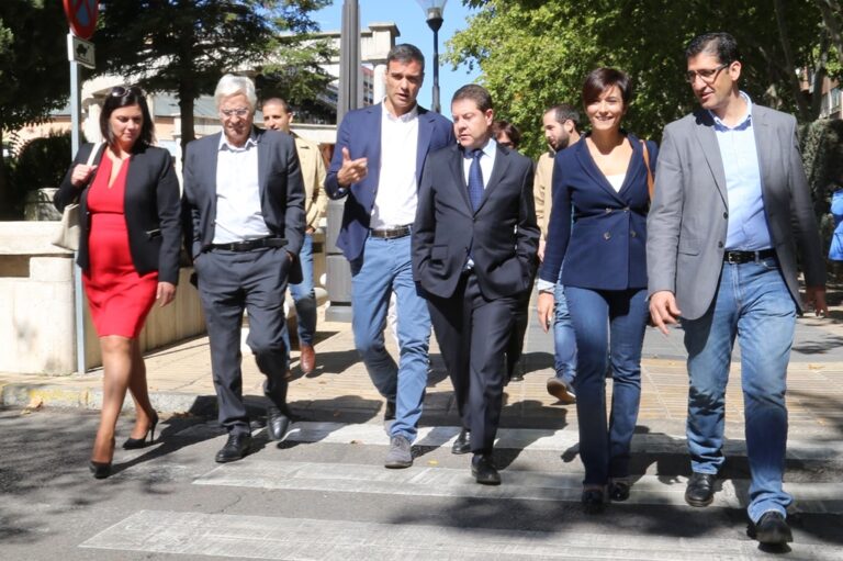 Pedro Sánchez se compromete a que Puertollano sea parte importante del plan de reindustrialización de España
