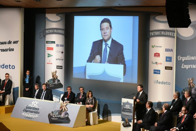 Page propone al tejido empresarial de la región un acuerdo para impulsar el Plan Extraordinario de Empleo