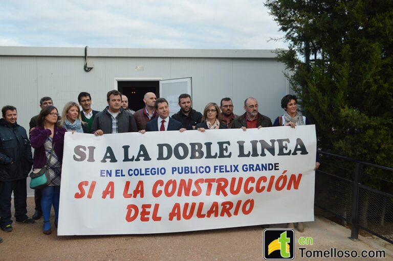 Page se compromete “a sacar adelante” el proyecto del C.P. Félix Grande de Tomelloso