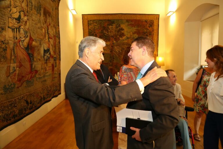 El Gobierno regional y el CERMI inician una “colaboración leal” en favor de las personas con discapacidad
