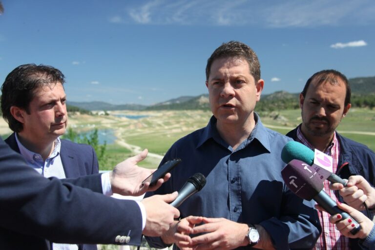 Page anuncia una Ley regional “para defender el agua de C-LM al mismo nivel que se hace en Aragón”