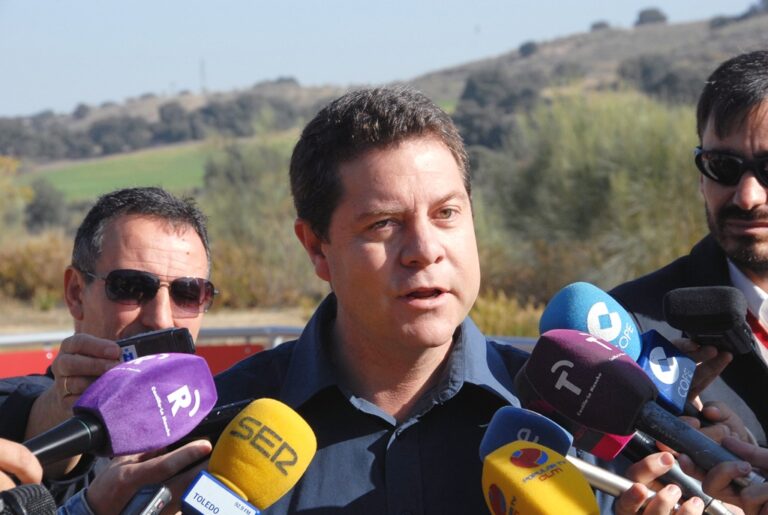 Page dice que la “tasa intercospedal refleja que hay 33.000 parados más”