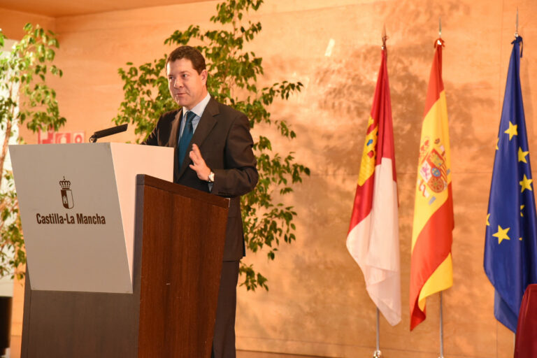 García-Page: “Las personas en desempleo deben ser una objetivo común de todas las Administraciones”