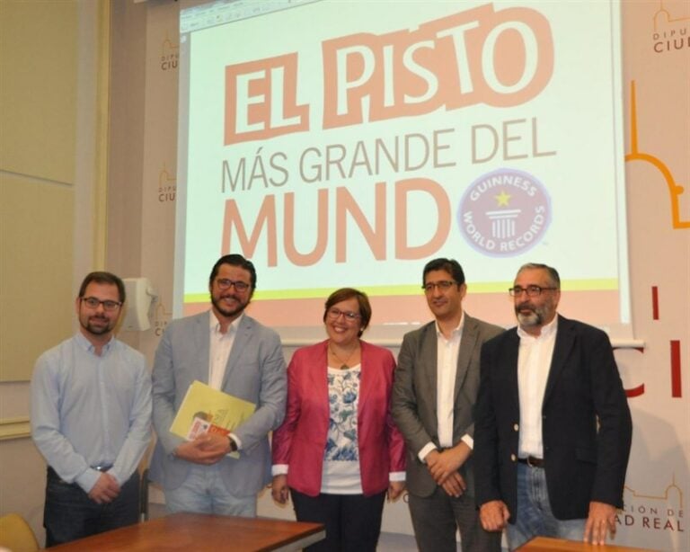 La Diputación seguirá apoyando la Fiesta del Pimiento de Infantes