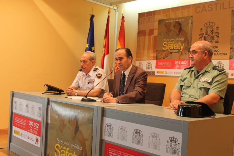 Casi 3.000 agentes velarán por seguridad ciudadana en zonas turísticas