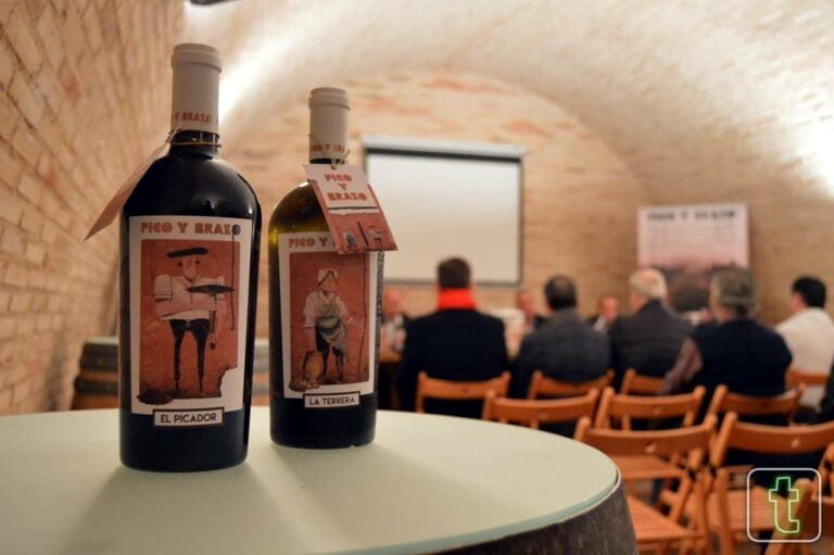 Vinícola de Tomelloso hace un homenaje a “la terrera” y “el picaor” con sus vinos ‘Pico y Brazo’