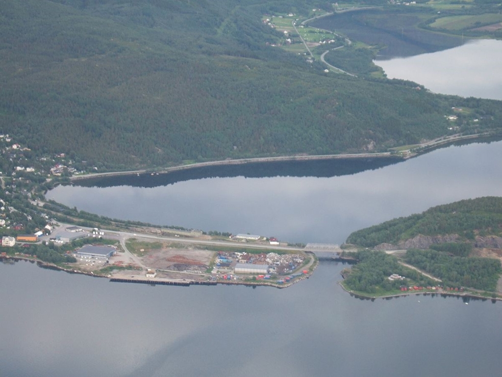 La empresa tomellosera Anro construye un puente de setenta metros para una ciudad noruega del círculo polar